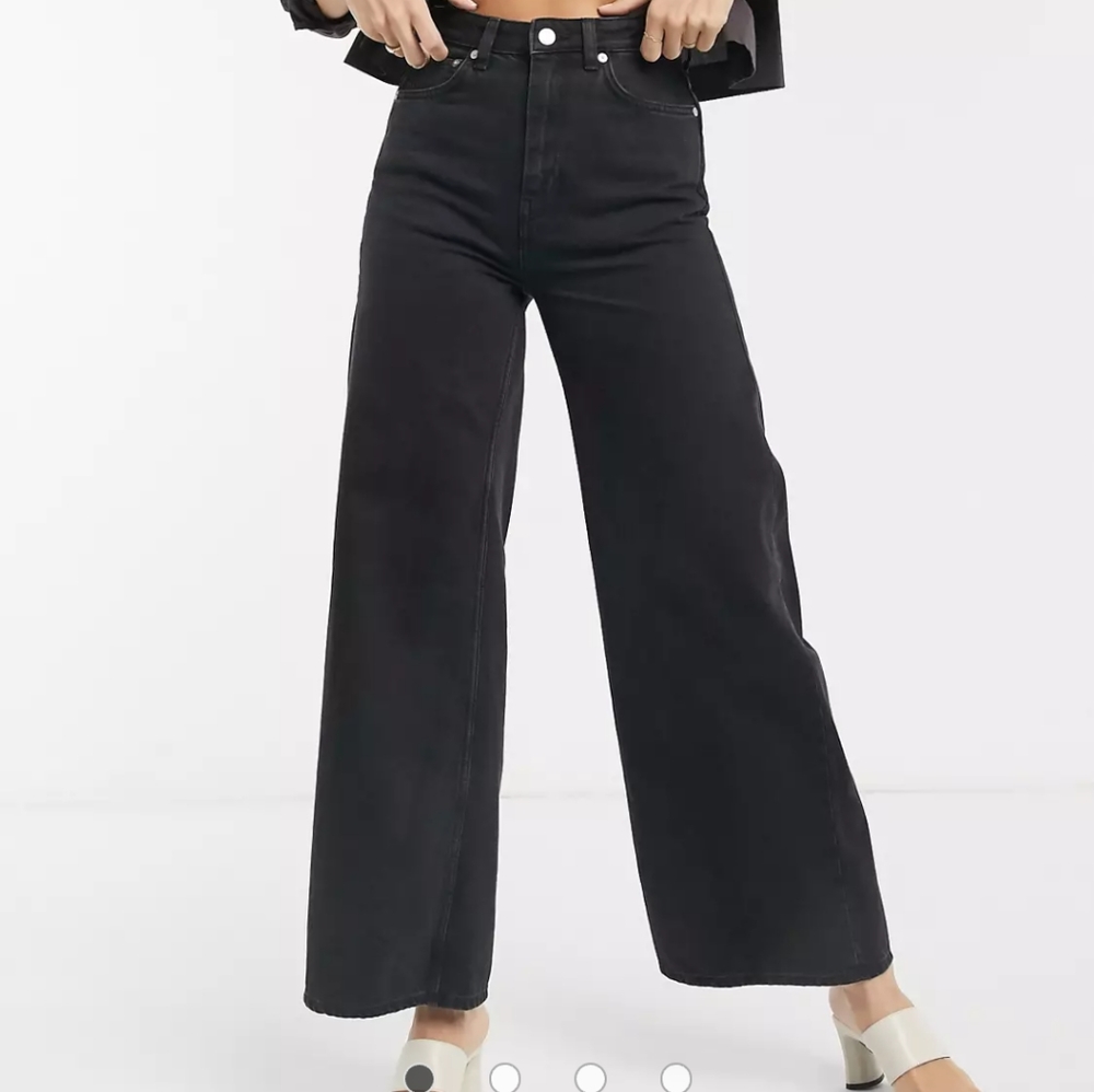 NWOT Weekday ACE High Waist Wide Leg Jeans